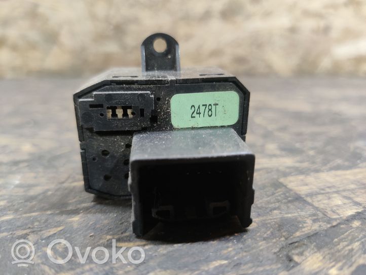 Daihatsu Cuore Wing mirror switch 2478T