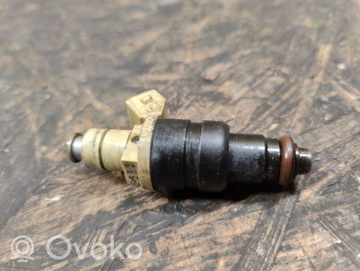 Mercedes-Benz SL R107 Injecteur de carburant 0000788323