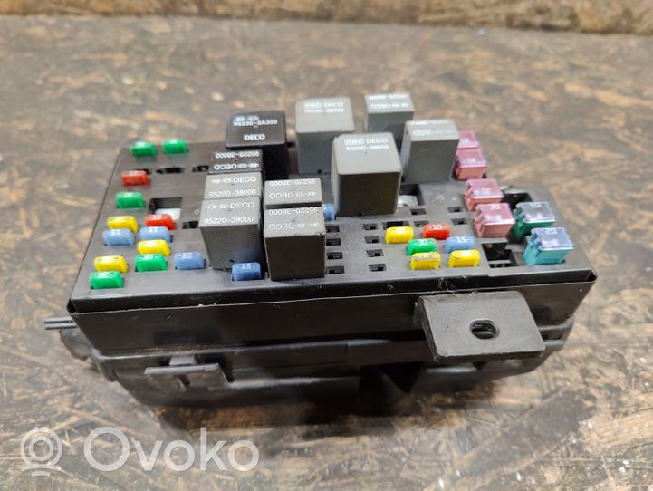 Hyundai XG Fuse module 8122039521