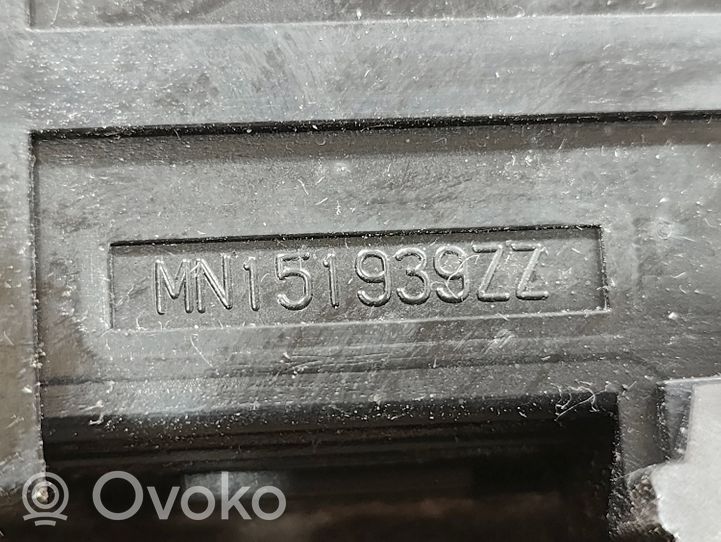 Mitsubishi Grandis Muut kytkimet/nupit/vaihtimet MN151939ZZ