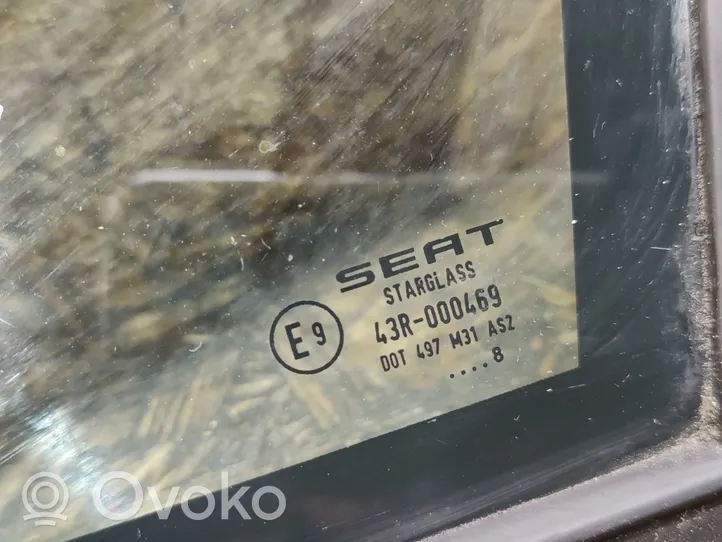 Seat Leon (1P) Szyba przednia karoseryjna trójkątna 1P0845411