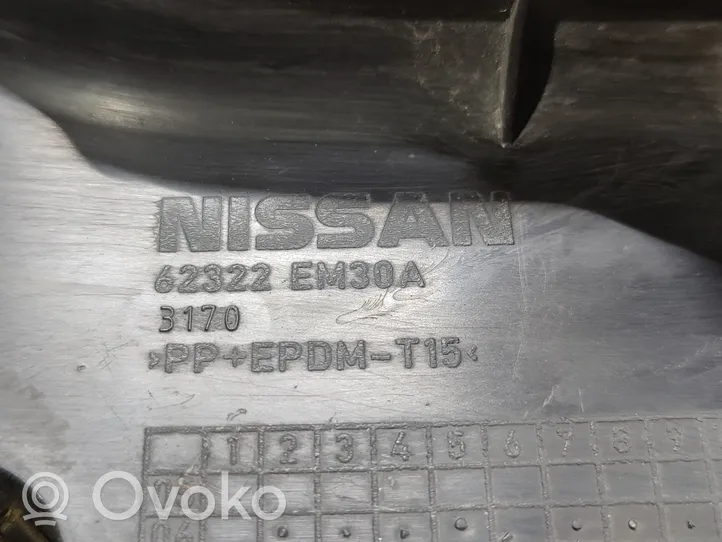 Nissan Tiida C11 Jäähdyttimen kehyksen suojapaneeli 62322EM30A