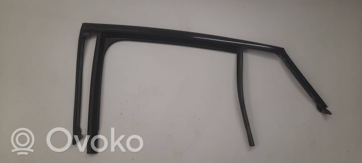 Mercedes-Benz GLC X253 C253 Cornice del finestrino/vetro della portiera posteriore A2537352100