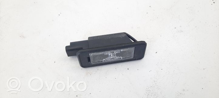 Peugeot 308 Lampa oświetlenia tylnej tablicy rejestracyjnej 9682403680