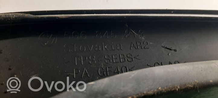 Volkswagen Jetta VI Szyba karoseryjna drzwi tylnych 5C6845213