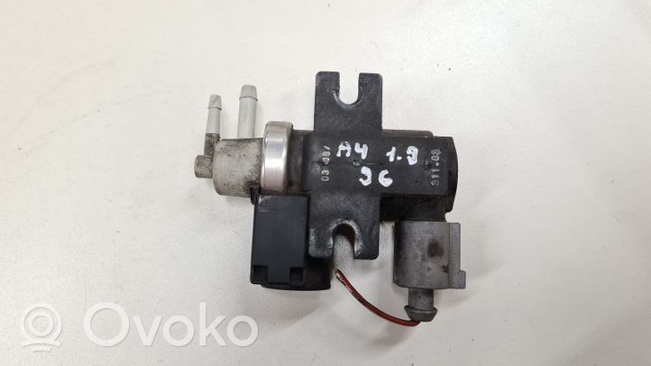 Audi A4 S4 B6 8E 8H Turboahtimen magneettiventtiili 8E0906627C