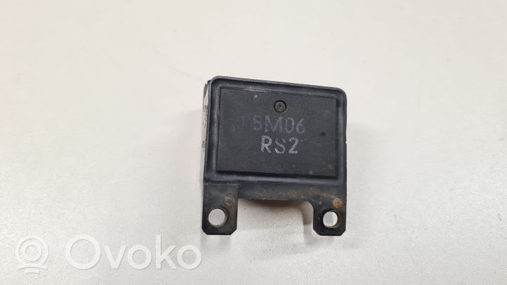 KIA Carens I Relé del ventilador del refrigerador OK2FB6176X