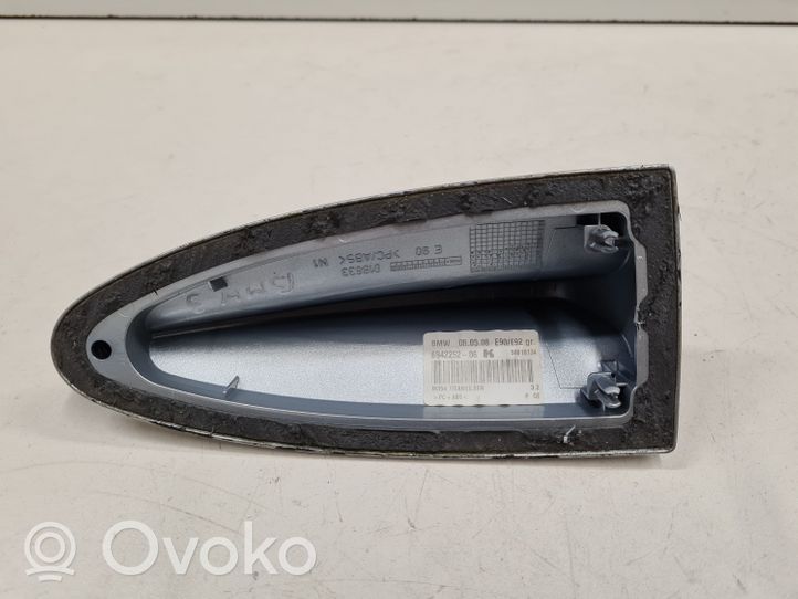 BMW 3 E92 E93 Kattoantennin (GPS) suoja 018633