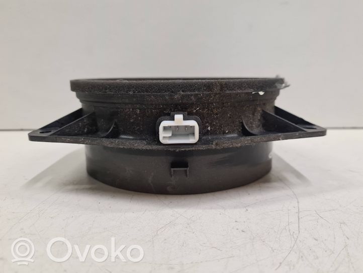 Toyota Corolla Verso E121 Głośnik drzwi przednich 861600F020