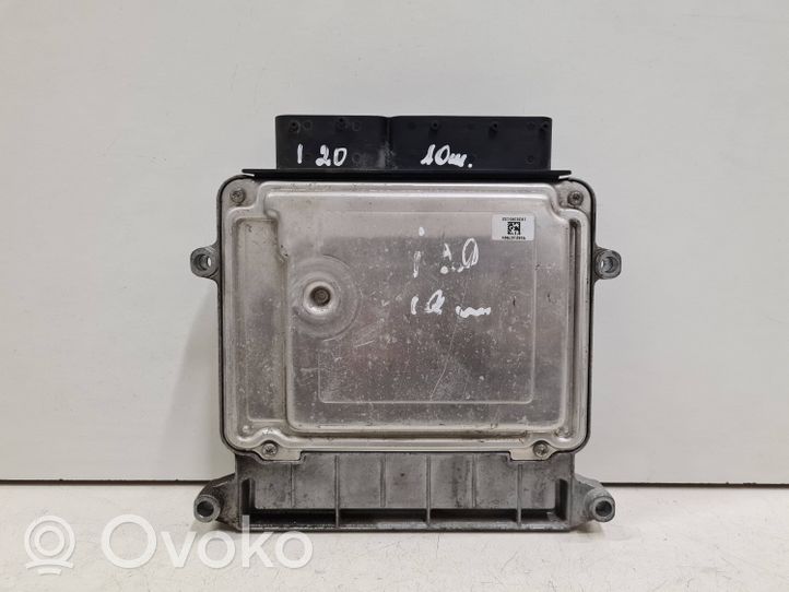 Hyundai i20 (PB PBT) Calculateur moteur ECU 3911003345