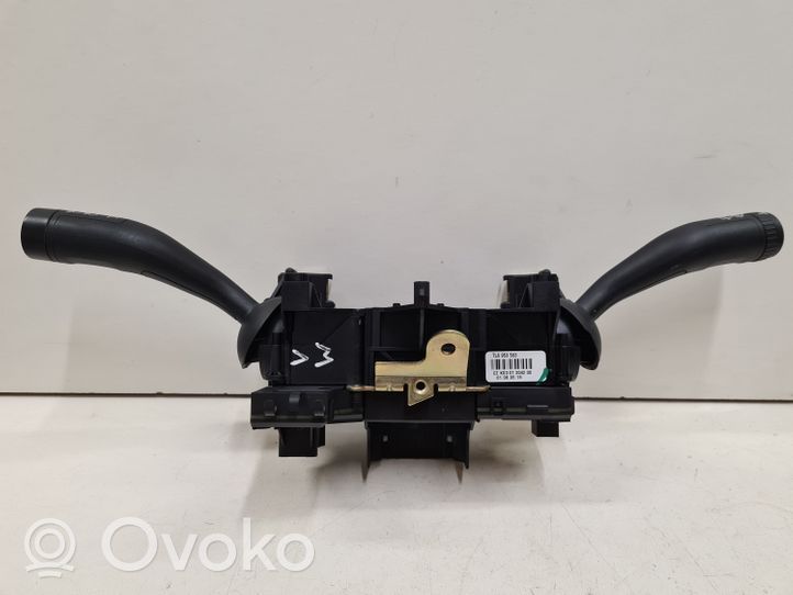 Volkswagen Touareg I Leva/interruttore dell’indicatore di direzione e tergicristallo 7L6953549D