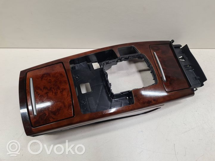 Audi A6 S6 C6 4F Center console 4F1864261C