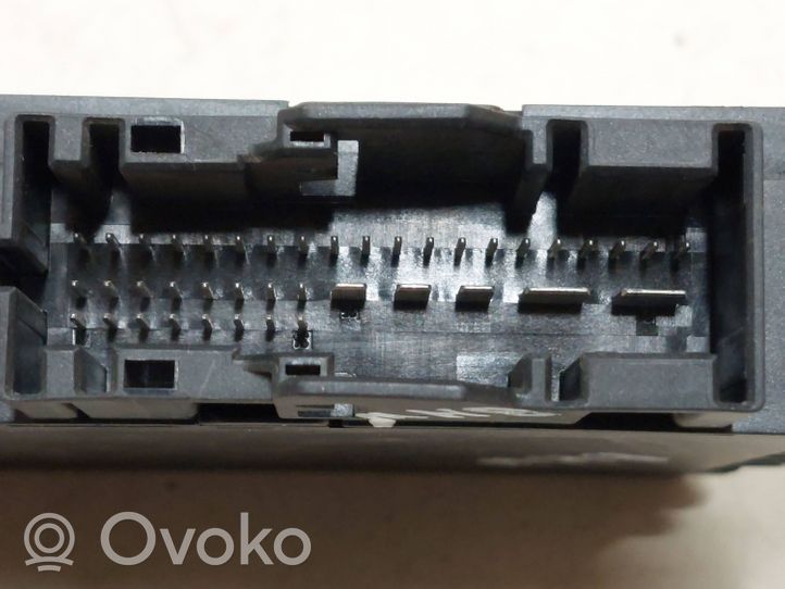 BMW 3 E90 E91 Module confort 6135914722001