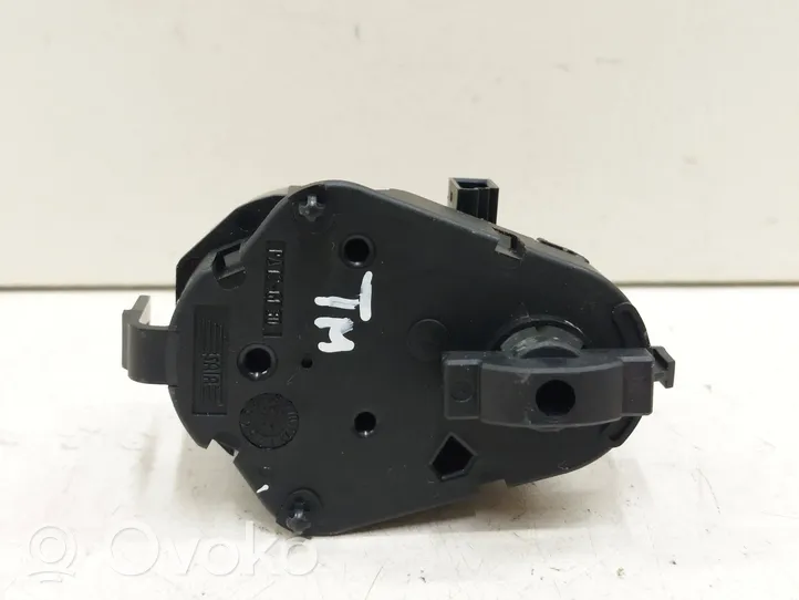 BMW 6 E63 E64 Motor/activador trampilla de calefacción 69303049