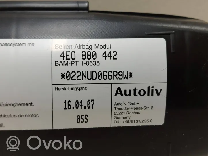 Audi A8 S8 D3 4E Poduszka powietrzna Airbag fotela 4E0880442