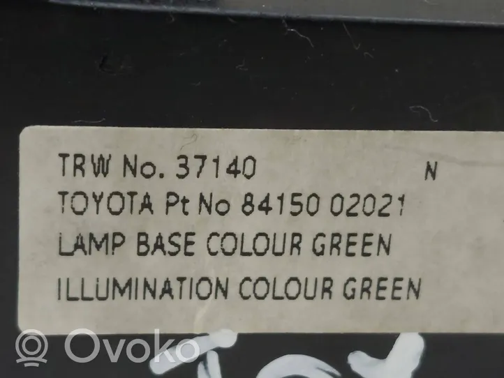Toyota Corolla Verso E121 Interruptor de la bomba del limpiafaros 8415002021