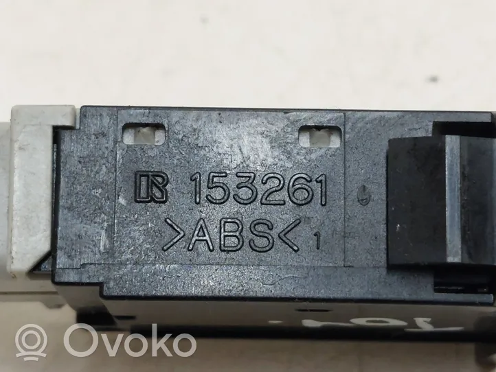 Toyota Corolla Verso E121 Przycisk / Przełącznik ogrzewania szyby przedniej / czołowej 153261