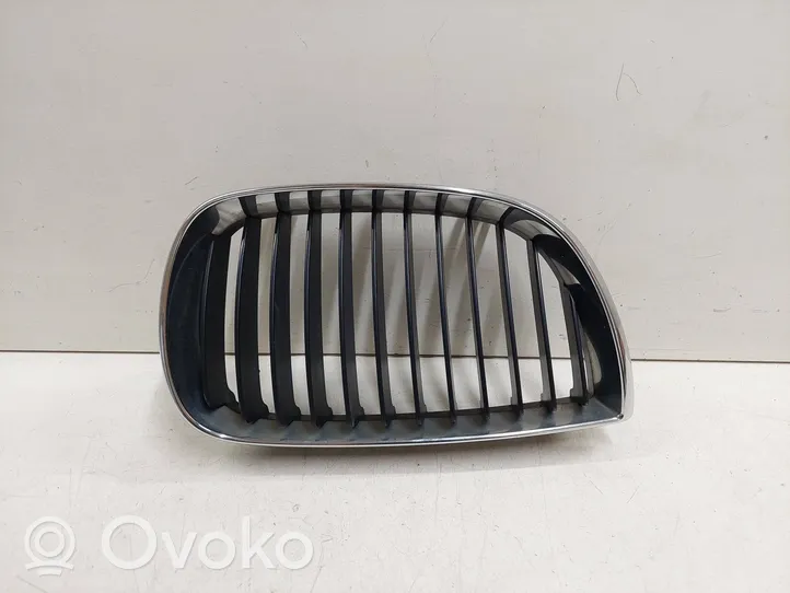 BMW 1 E81 E87 Atrapa chłodnicy / Grill 511370771309