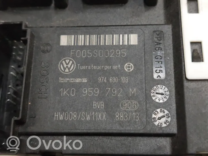 Volkswagen Jetta V Priekinis varikliukas langų pakėlėjo 1K0959702Q