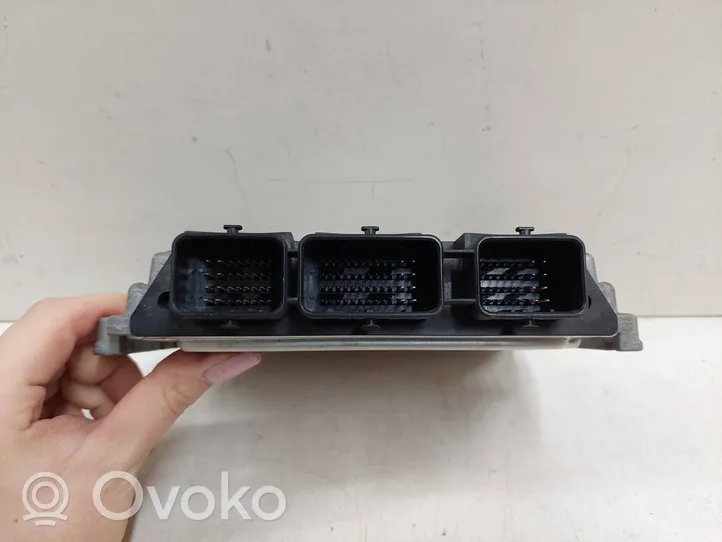 Citroen C4 Grand Picasso Sterownik / Moduł ECU 9665674480