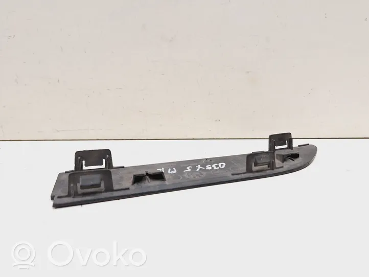 BMW X5 E53 Modanatura separatore del paraurti anteriore 8250413