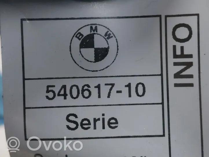 BMW 3 E90 E91 Внешняя ручка 54061710