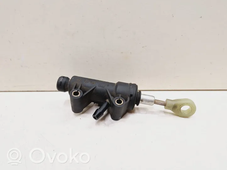 BMW 3 E46 Główny cylinder sprzęgła 21526752146