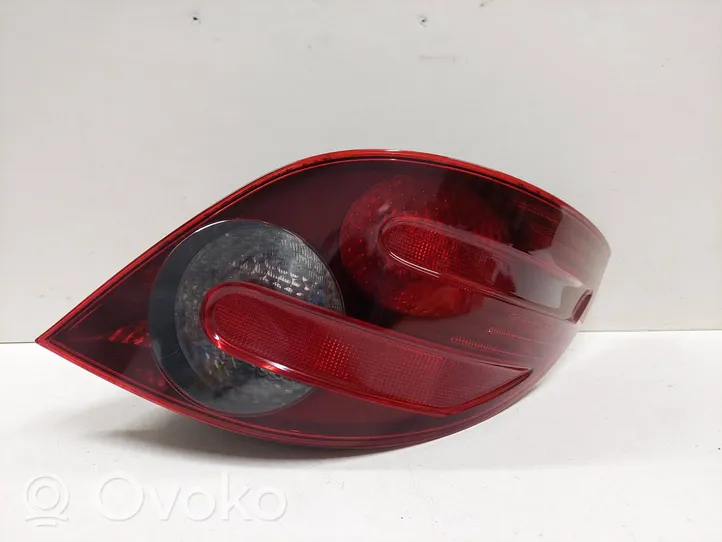 Mercedes-Benz R W251 Lampa tylna 403182R