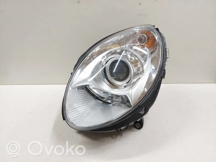 Mercedes-Benz R W251 Lampa przednia A2518260191