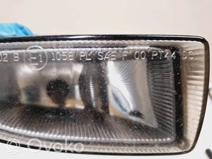 Chrysler PT Cruiser Front fog light E11058