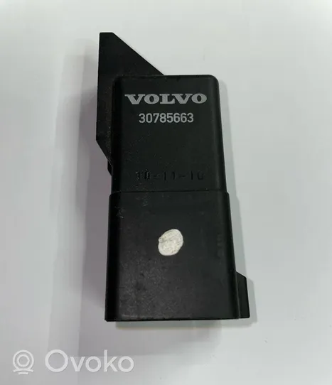Volvo S60 Glow plug pre-heat relay 30785663