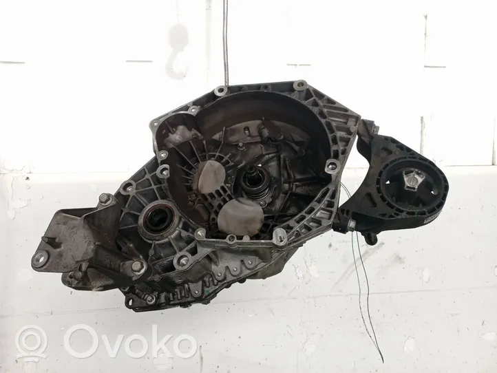 Opel Insignia B Manualna 5-biegowa skrzynia biegów 55561696