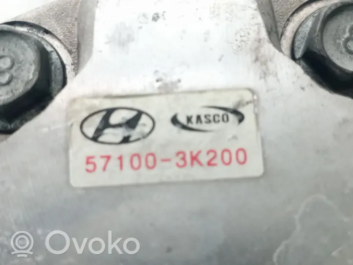 Hyundai Sonata Pompa wspomagania układu kierowniczego 571003K200