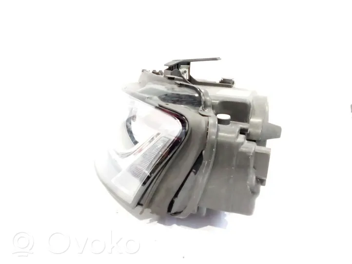 Audi A4 Allroad Lampa przednia 8k0941043