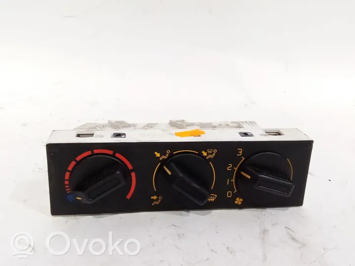 Renault 21 Panel klimatyzacji A30828255J