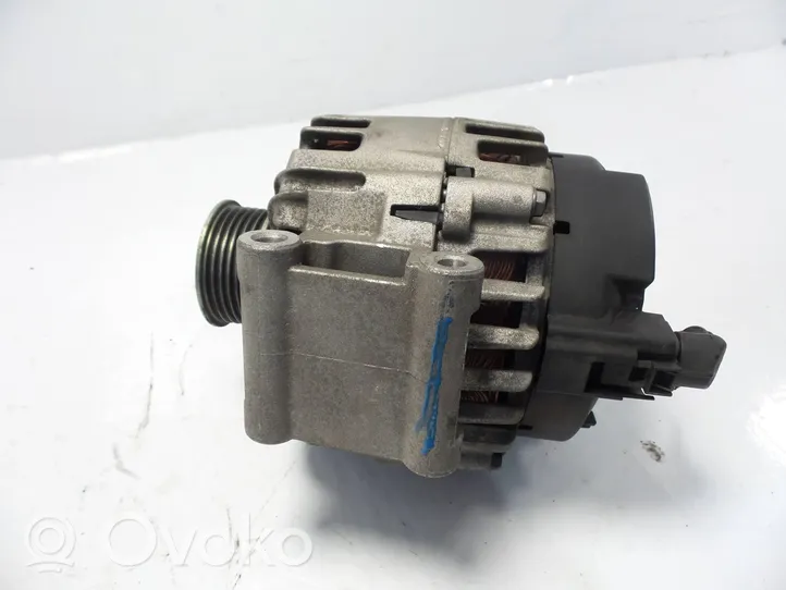 Volkswagen Passat Alltrack Generator/alternator 06H903017E