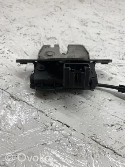 Jaguar XF X250 Loading door lock 6W83442A66CD