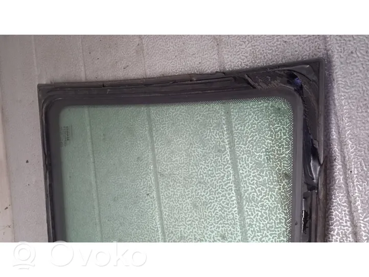 Renault Clio II Rear side window/glass 