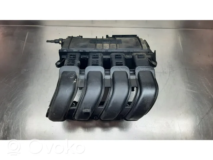 Renault Clio II Intake manifold 