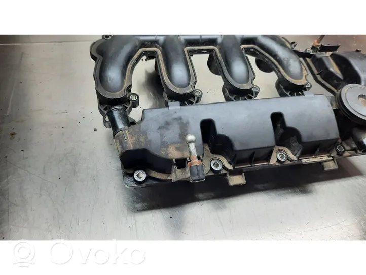 Volvo V50 Intake manifold 