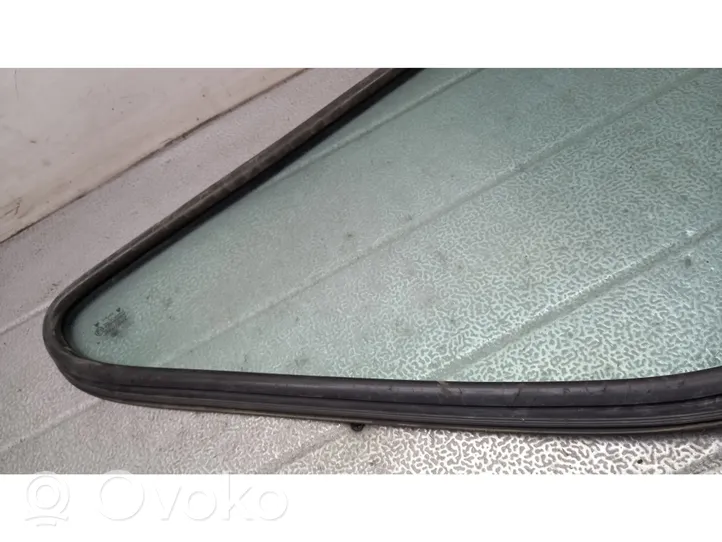 Volkswagen Polo II 86C 2F Rear side window/glass 