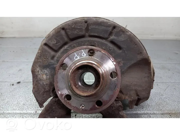 Volkswagen Polo Front wheel hub 