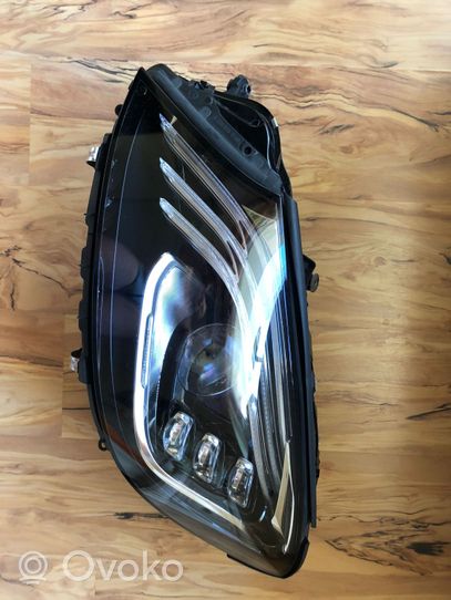 Mercedes-Benz S W222 Lampy przednie / Komplet A2229062305