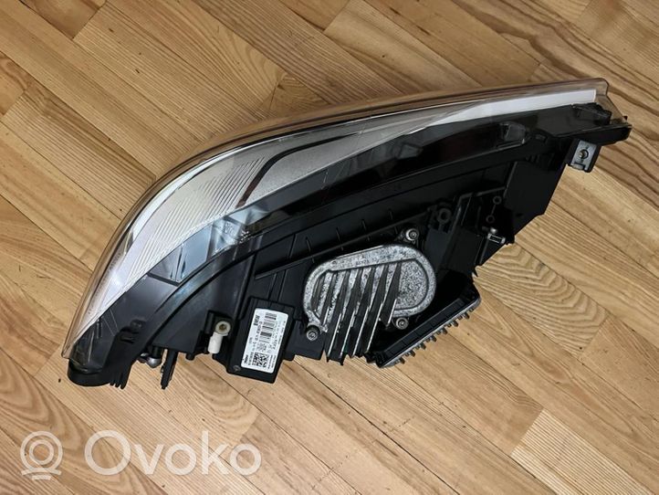 BMW 4 F32 F33 Комплект передних фар 6311873870103