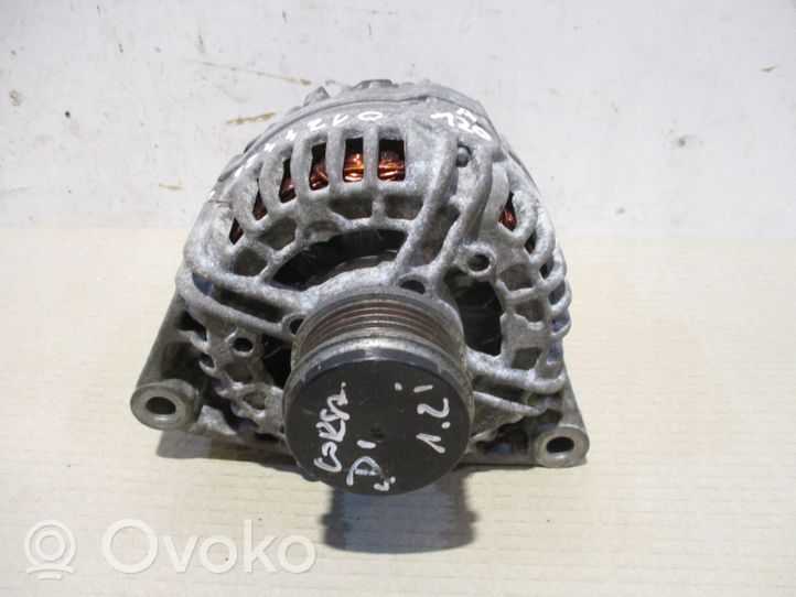 Opel Corsa D Generatore/alternatore 0124425087