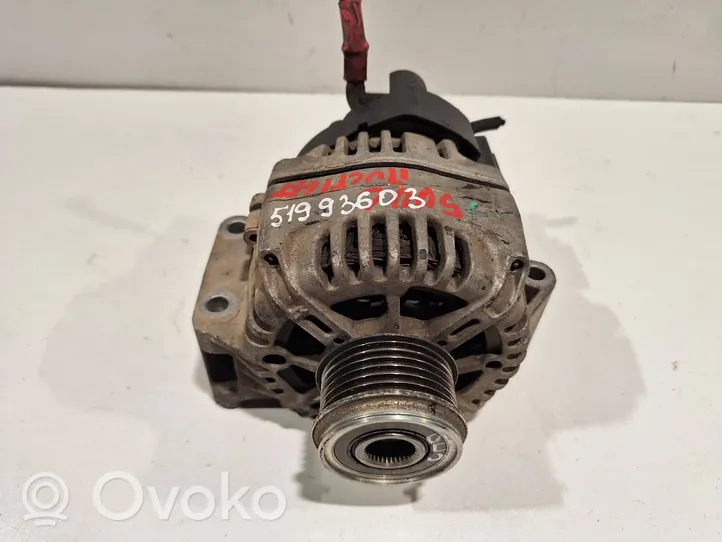 Fiat 500L Generatore/alternatore 51993603