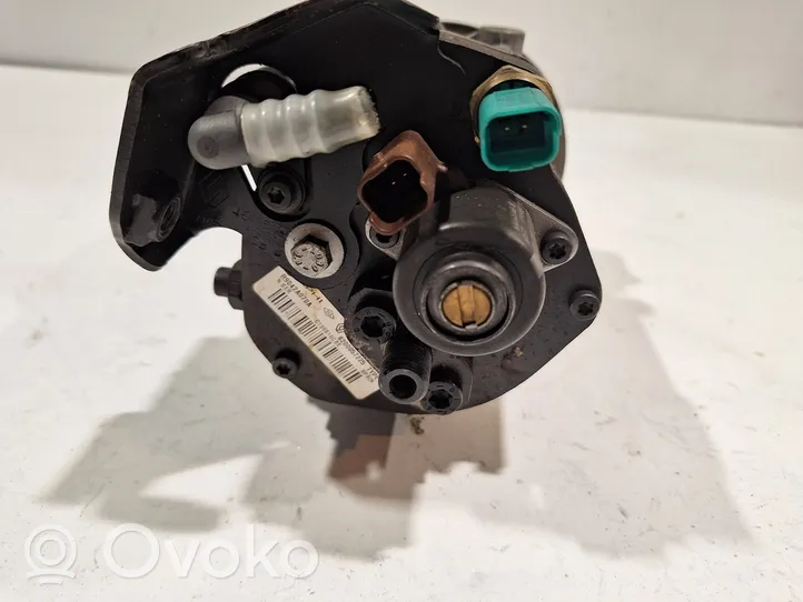 Renault Clio III Pompe d'injection de carburant à haute pression 8200707450