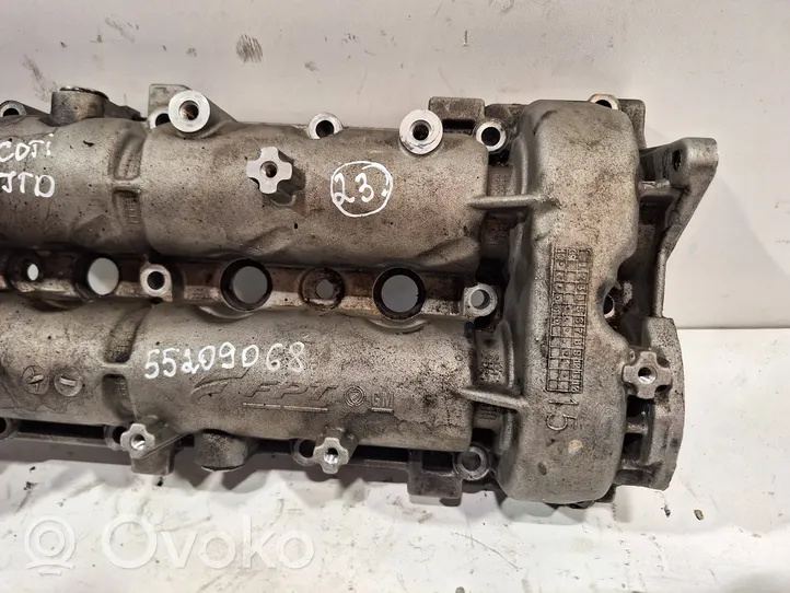 Opel Astra J Arbre à cames 55209068