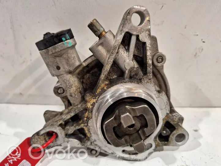 Fiat 500 Vacuum pump 55268125