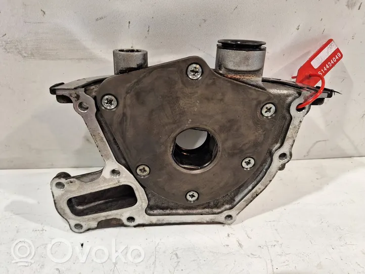 Opel Insignia A Oil pump 55566000